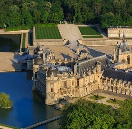 domaine-de-chantilly-vue-aerienne-copyright-jerome-houyvet-433x606 (1)